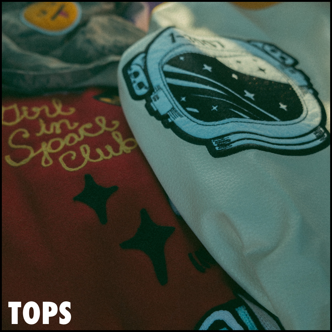 Tops & Sweatshirts